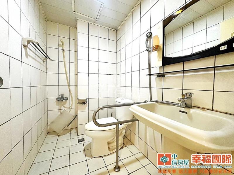 興大.國圖館視野4房平車房屋室內格局與周邊環境