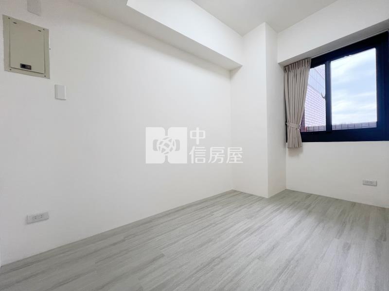 凡爾賽三房平車房屋室內格局與周邊環境