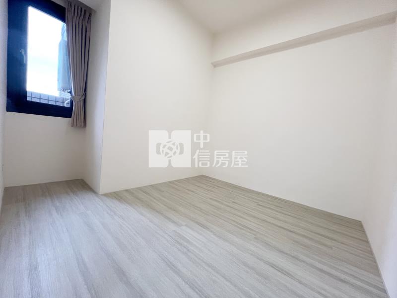 凡爾賽三房平車房屋室內格局與周邊環境