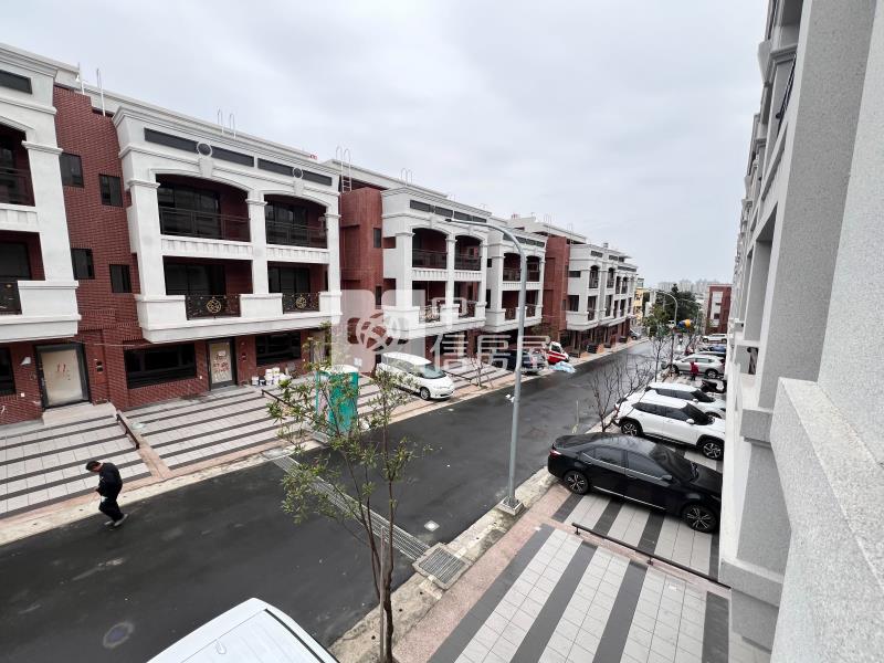 龍科幸福山丘大面寬美別墅房屋室內格局與周邊環境