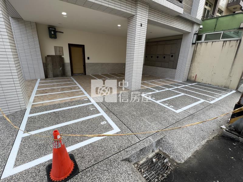 【奔馳】觀音全新電梯收租套房房屋室內格局與周邊環境