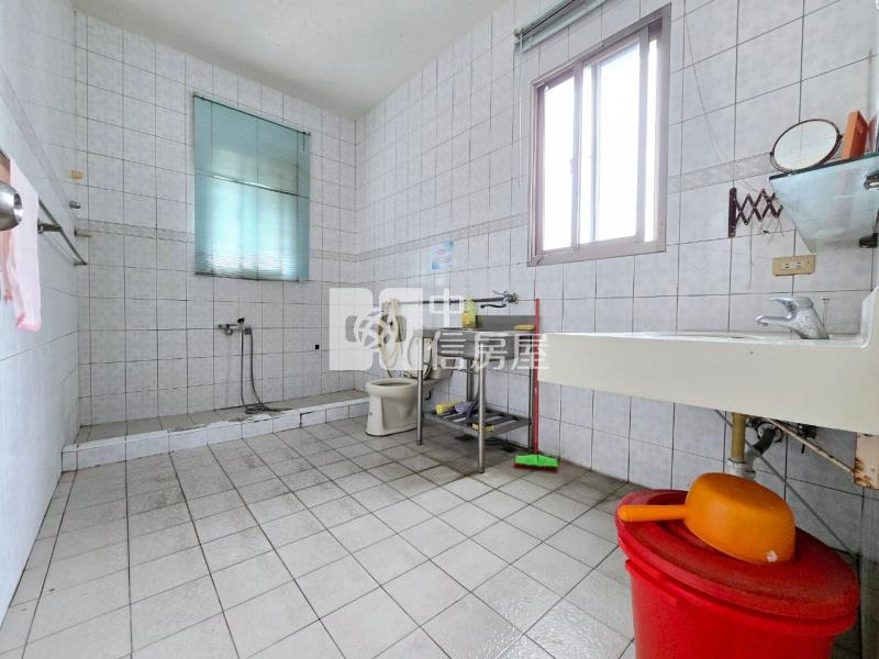 竹南園區旁孝親透天房屋室內格局與周邊環境