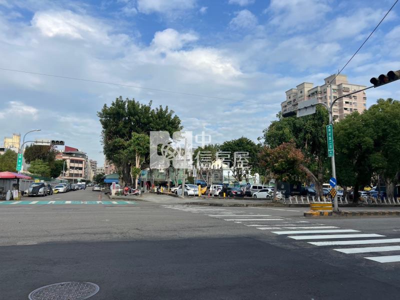 南區低總價小透天房屋室內格局與周邊環境