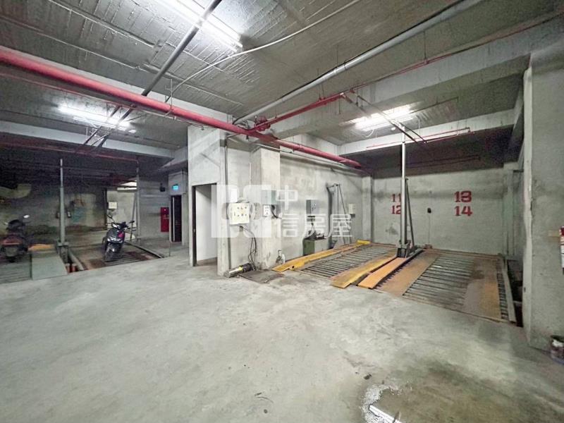 (現代貴族)長億商圈低總價2+1房車位房屋室內格局與周邊環境