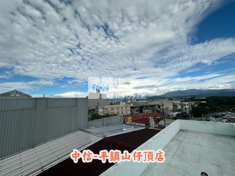 中興路鬧區整新店面房屋室內格局與周邊環境