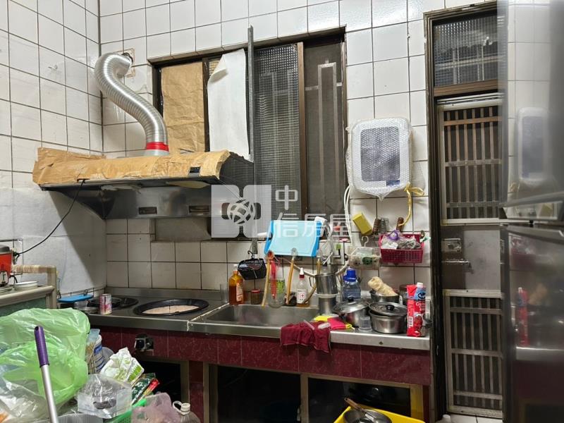 公館邊間大透天房屋室內格局與周邊環境