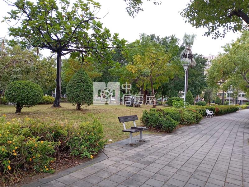 廣西正路面學校.公園透店房屋室內格局與周邊環境
