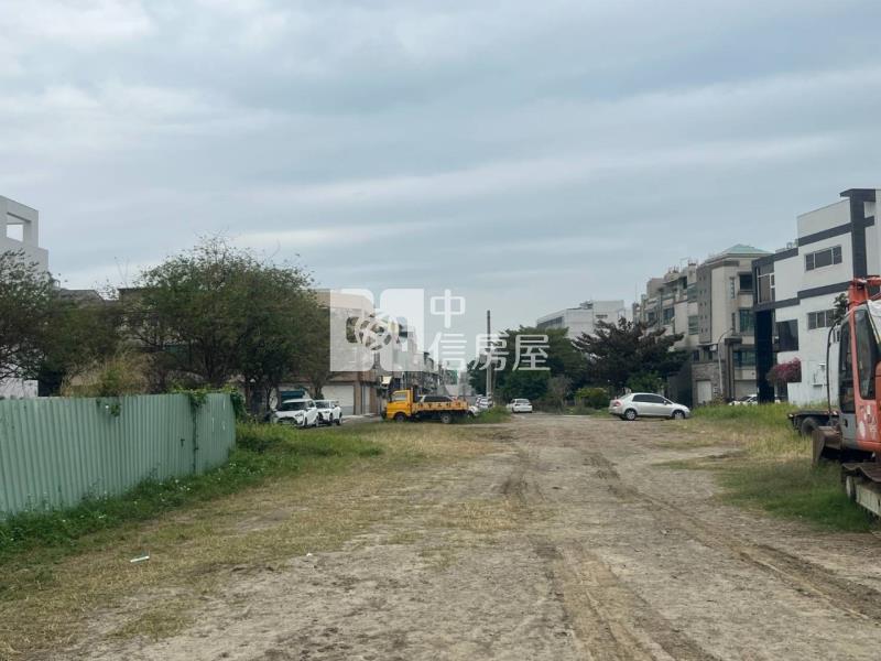 (專)新營區民族路體育場旁305坪美建地房屋室內格局與周邊環境