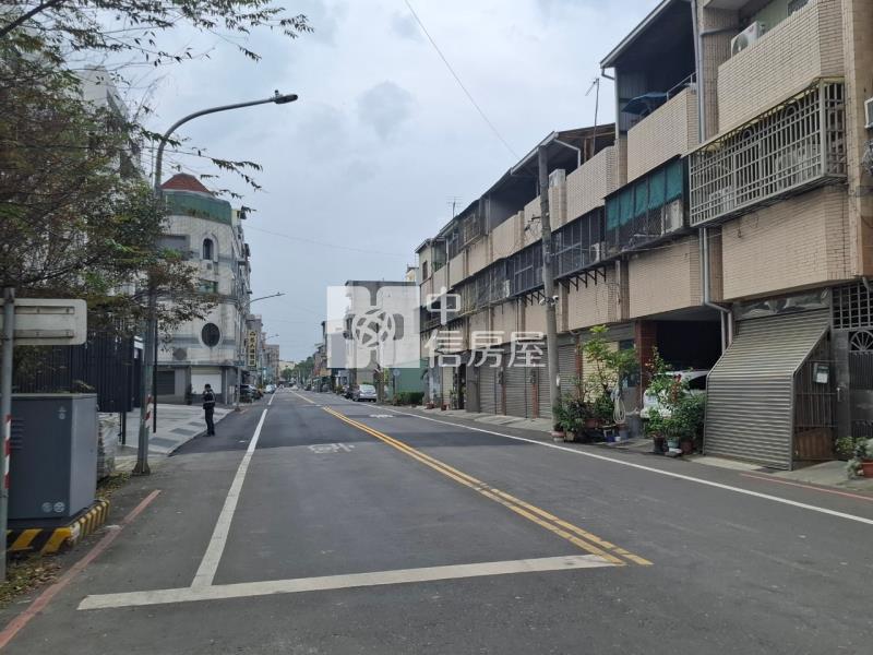 (專)新營區民族路體育場旁305坪美建地房屋室內格局與周邊環境