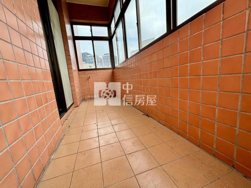 竹南光德路美華廈房屋室內格局與周邊環境