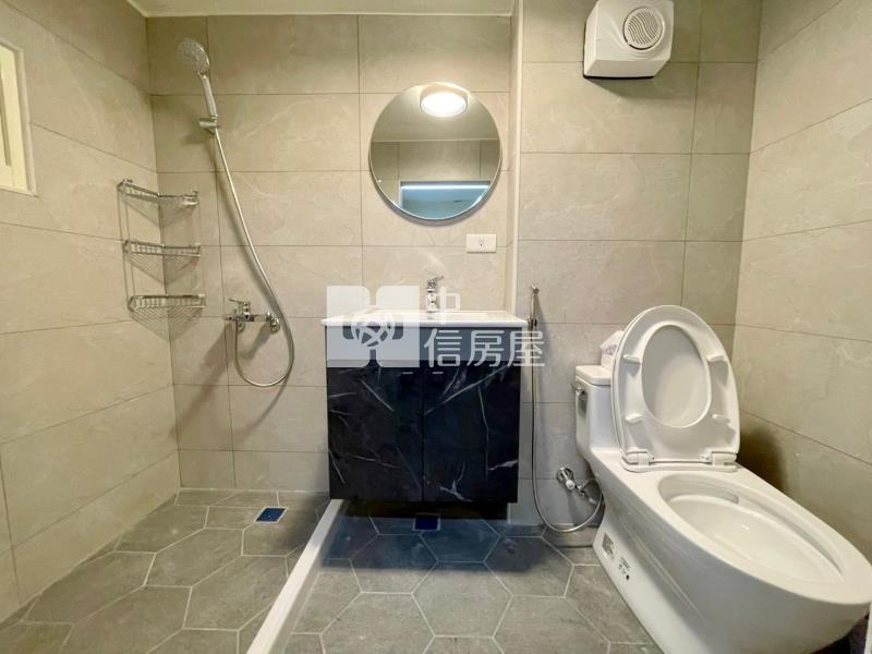 中興商圈旁超便宜孝親溫馨美透天房屋室內格局與周邊環境