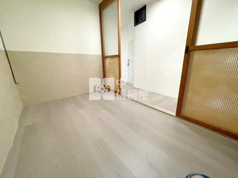 中興商圈旁超便宜孝親溫馨美透天房屋室內格局與周邊環境