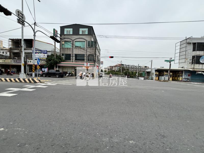 田尾公所旁大地坪車庫店面房屋室內格局與周邊環境