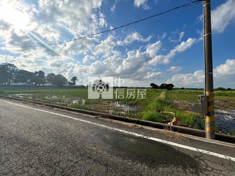 龜子港雙面臨路美農地房屋室內格局與周邊環境