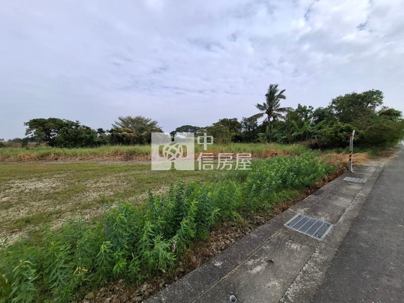 新化臨30米路一般農地房屋室內格局與周邊環境
