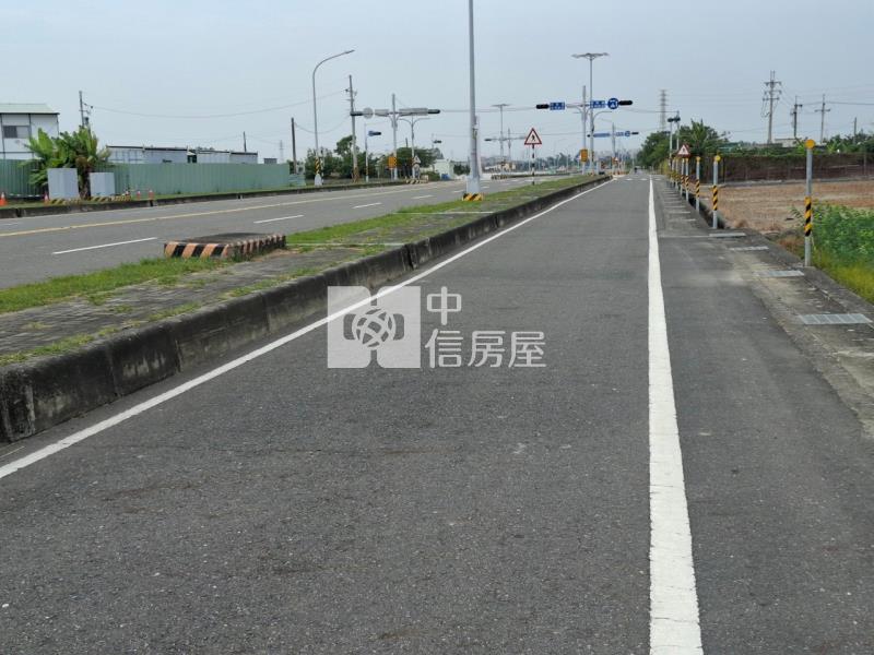 新化臨30米路一般農地房屋室內格局與周邊環境
