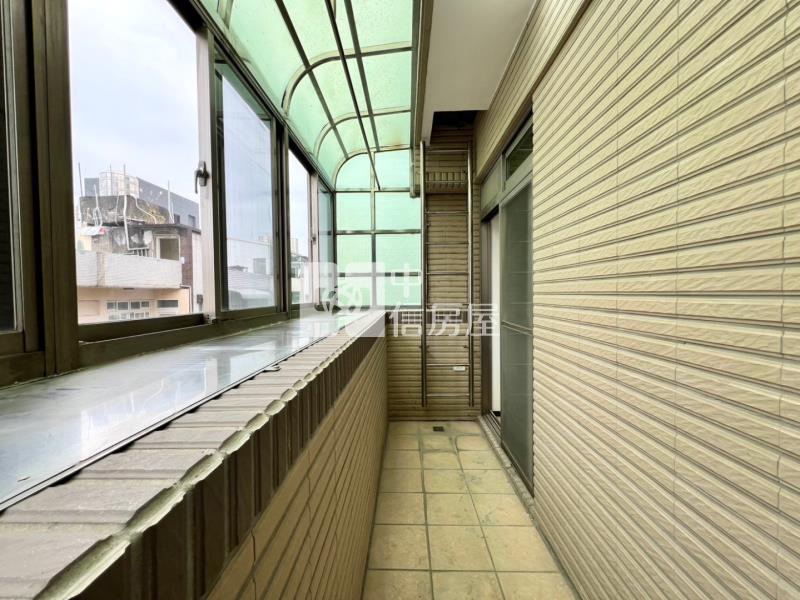 內壢前站五房美別墅房屋室內格局與周邊環境