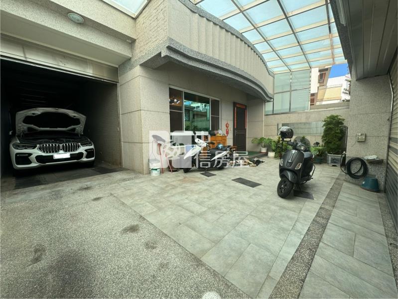 北屯超大地坪獨棟五車電梯別墅房屋室內格局與周邊環境