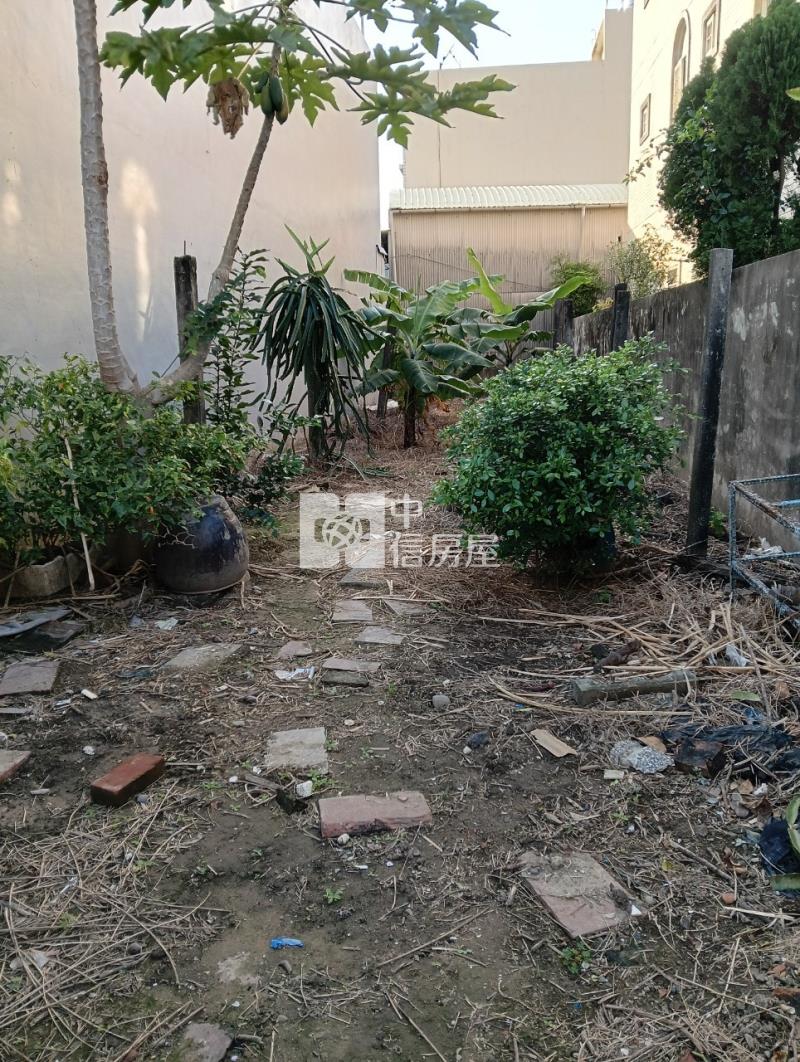 歸仁崙仔頂12米路建地房屋室內格局與周邊環境