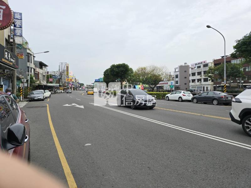 屏東市火車站附近健身公寓房屋室內格局與周邊環境