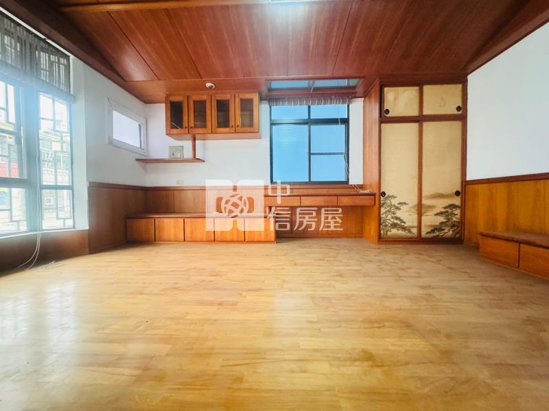 文教區大地坪車墅房屋室內格局與周邊環境