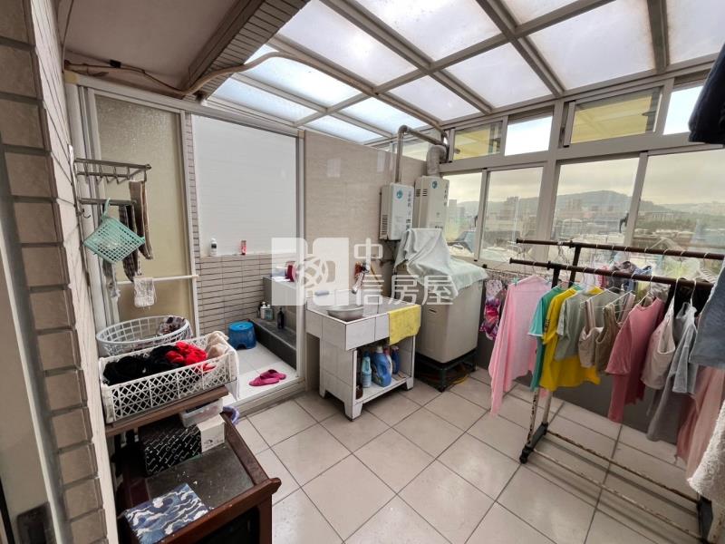 楊梅市區透天店面房屋室內格局與周邊環境