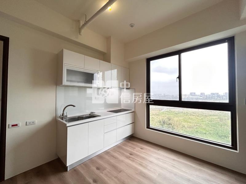 喜來登全新兩房雙車房屋室內格局與周邊環境