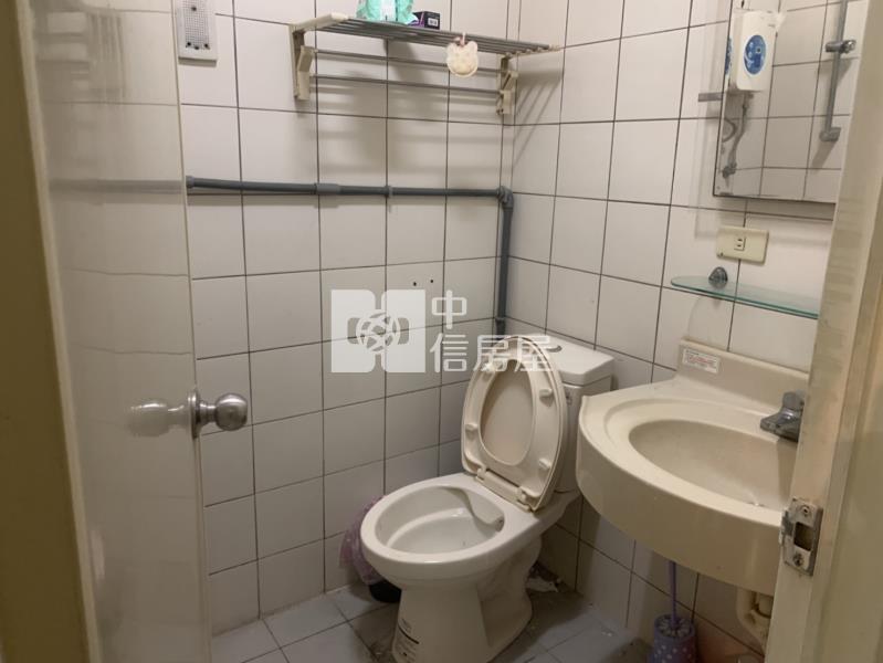 中原商圈鈔值店面房屋室內格局與周邊環境