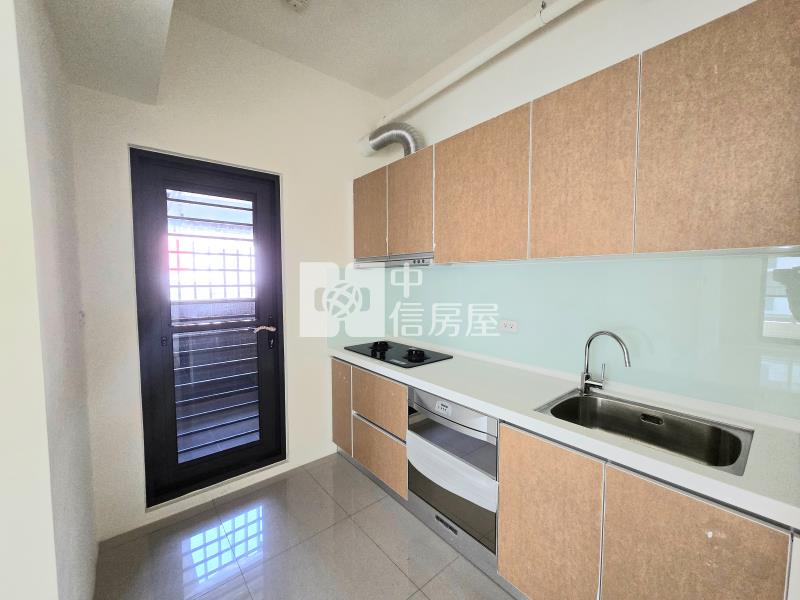 春福興波三房平車房屋室內格局與周邊環境