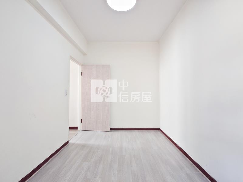 文昌國小邊間裝潢美墅房屋室內格局與周邊環境