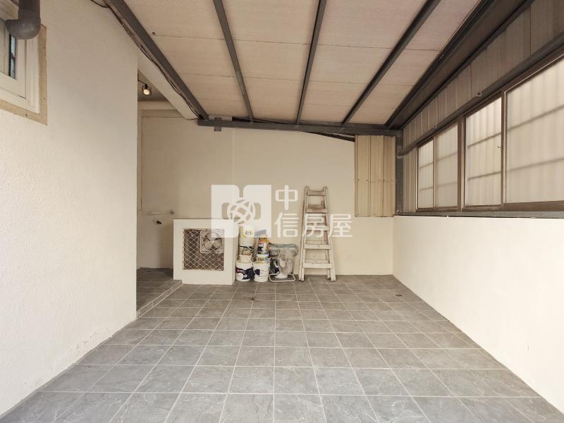 文昌國小邊間裝潢美墅房屋室內格局與周邊環境