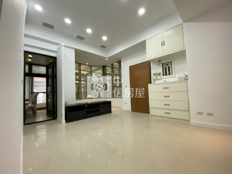 福樺Dior頂樓露臺房屋室內格局與周邊環境