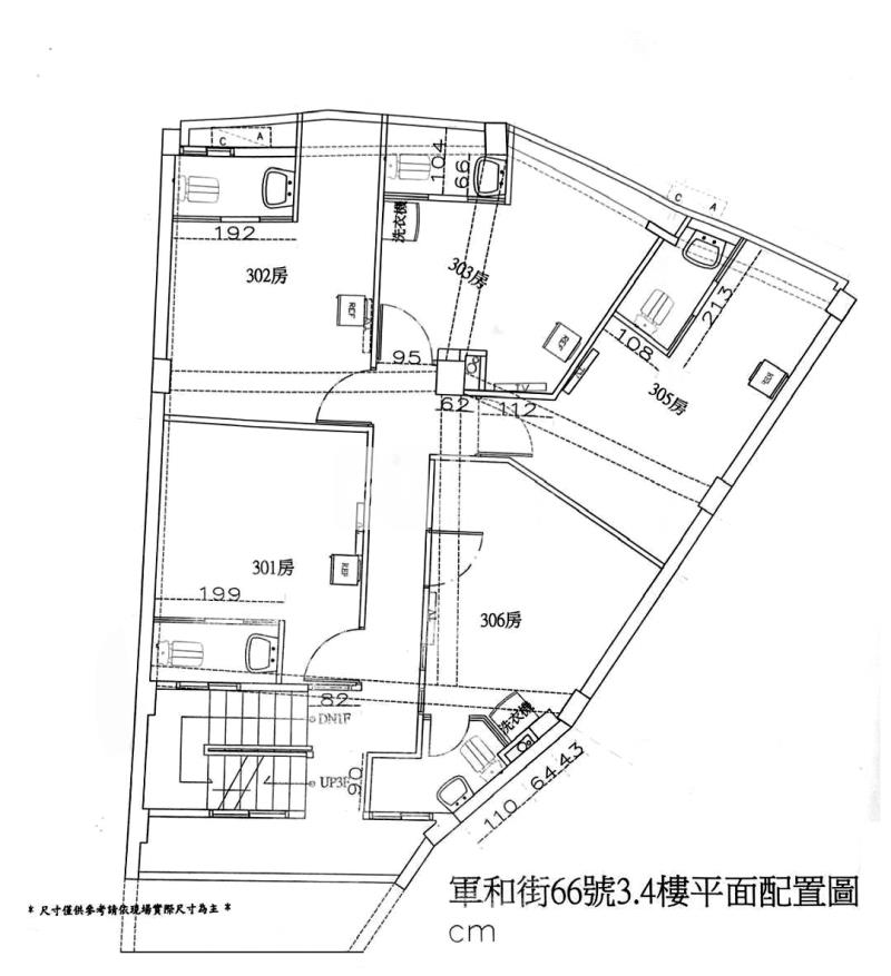 軍功麥當勞大面寬合法店套房屋室內格局與周邊環境