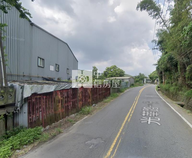 【奔馳】A8忠義路都計內美農地房屋室內格局與周邊環境