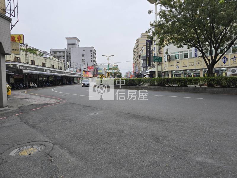 屏東市崇蘭文教區透天房屋室內格局與周邊環境
