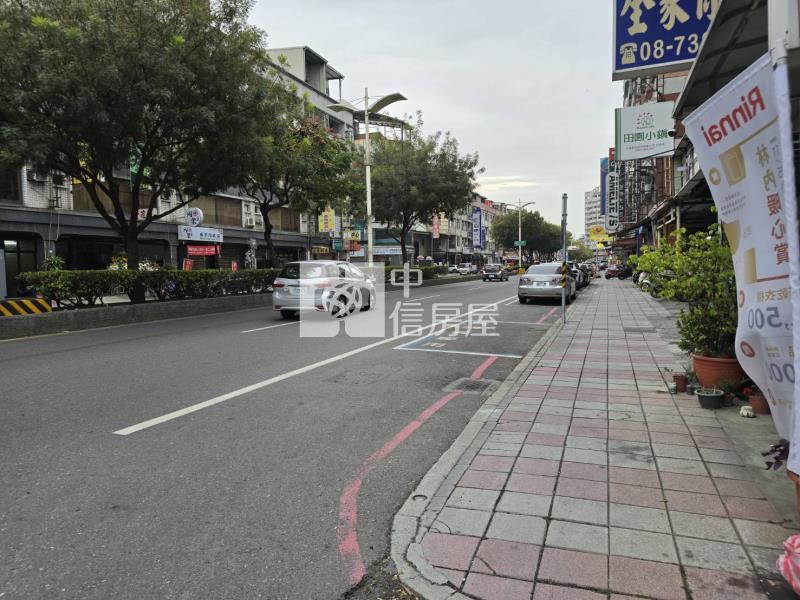 屏東市崇蘭文教區透天房屋室內格局與周邊環境
