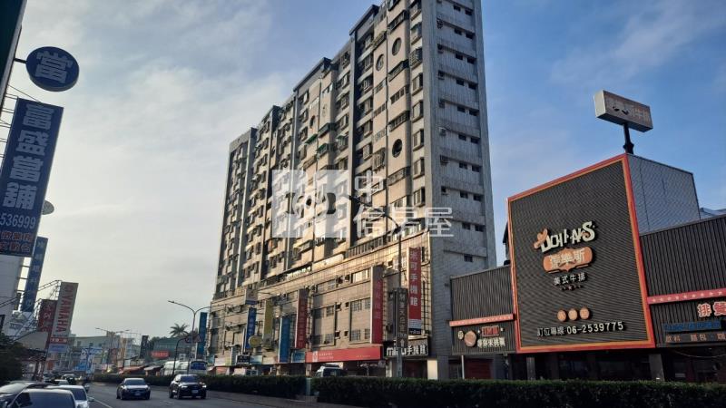 永康交流道旁臨路15米商辦(A)房屋室內格局與周邊環境