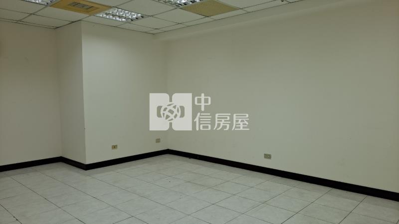永康交流道旁臨路15米商辦(B)房屋室內格局與周邊環境