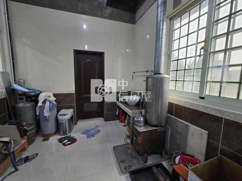 近高鐵開心農場農舍房屋室內格局與周邊環境