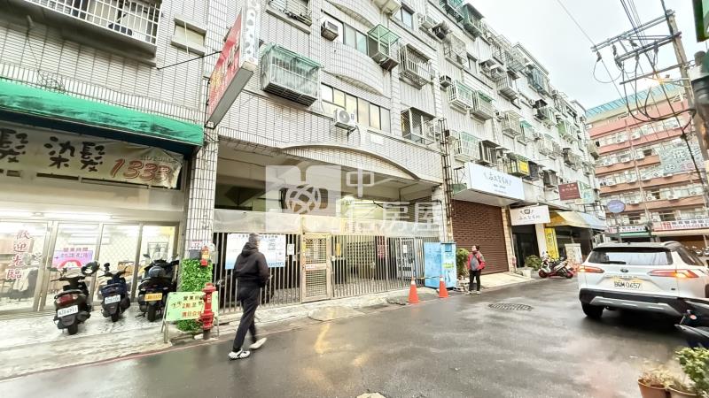 中原小富翁房屋室內格局與周邊環境