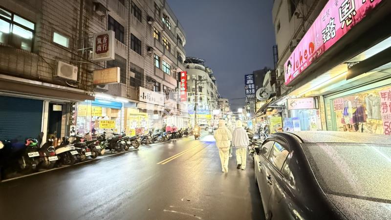 中原小富翁房屋室內格局與周邊環境
