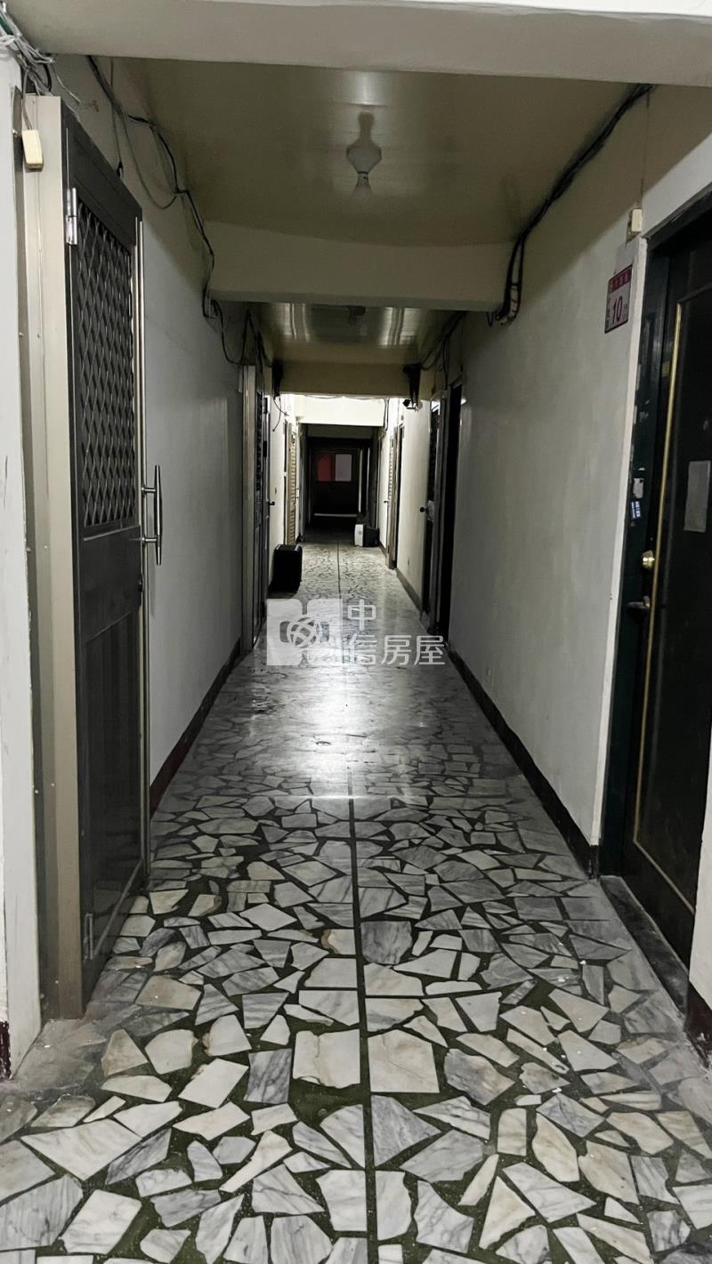 中原小富翁房屋室內格局與周邊環境
