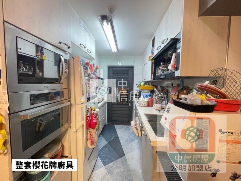 西區流星雨獅子座車位四房房屋室內格局與周邊環境