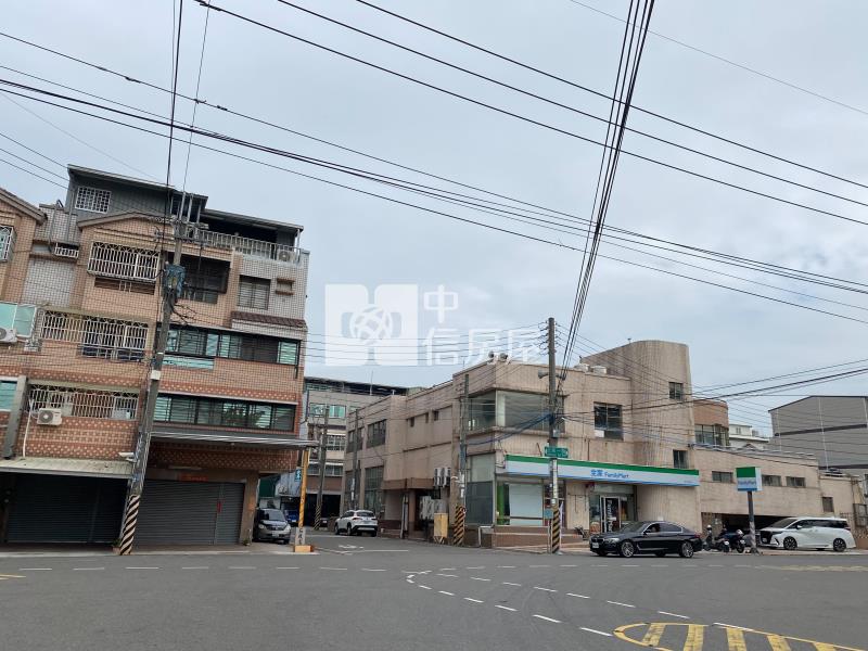 湖內正義一路聚財4房透天房屋室內格局與周邊環境