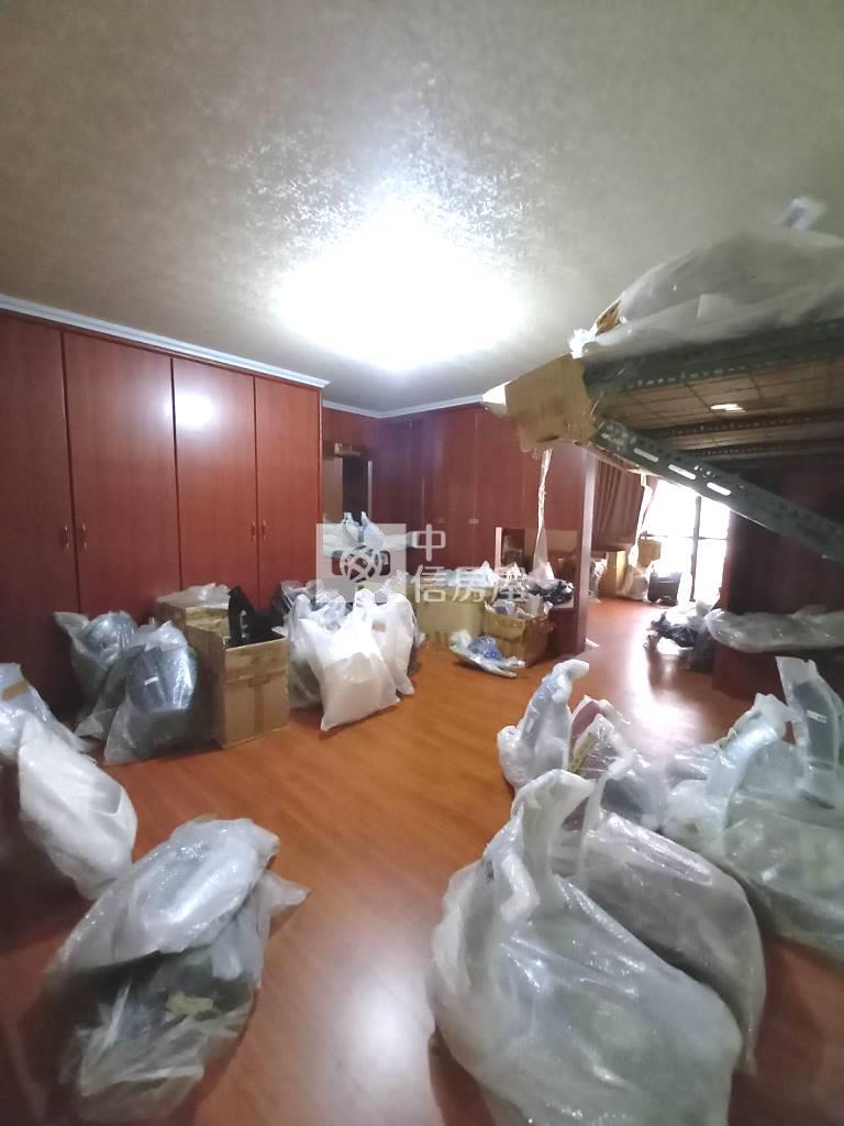 【新世紀】普義路透店房屋室內格局與周邊環境