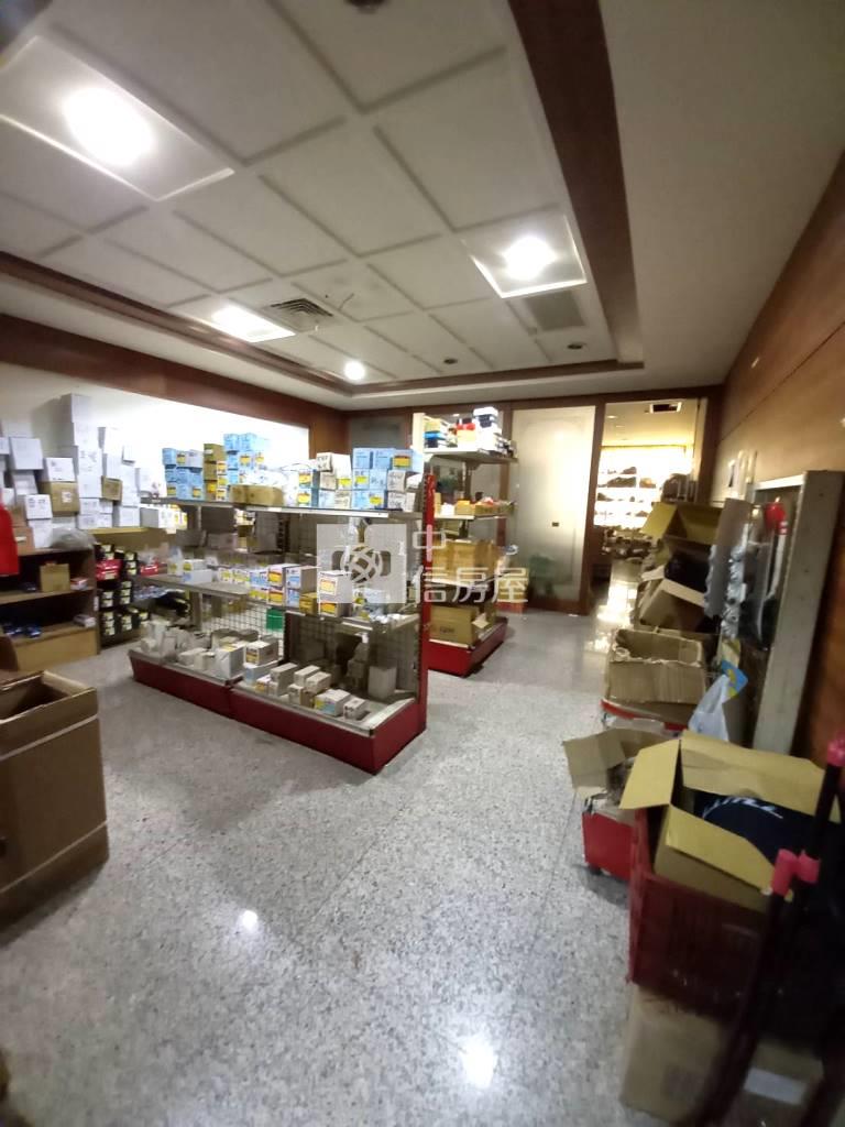 【新世紀】普義路透店房屋室內格局與周邊環境