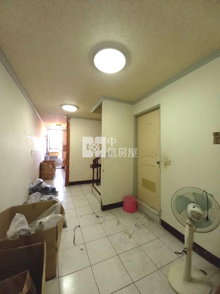 【新世紀】普義路透店房屋室內格局與周邊環境