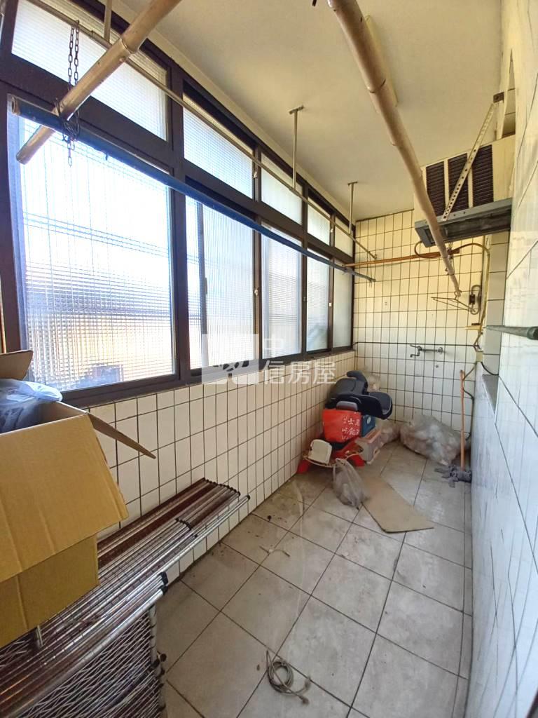 【新世紀】普義路透店房屋室內格局與周邊環境