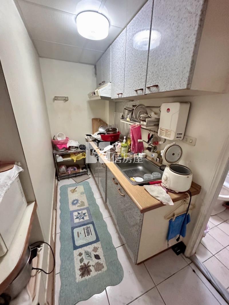 忠貞商圈超美套房房屋室內格局與周邊環境