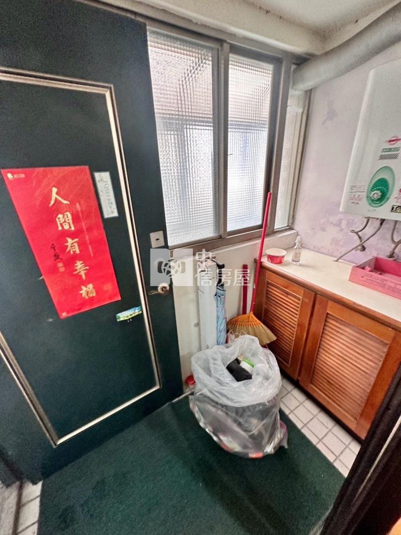 忠貞商圈超美套房房屋室內格局與周邊環境